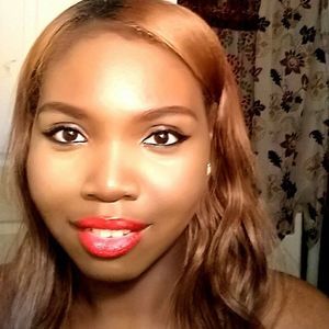 Meet your Posher, Jada